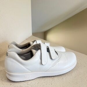 SAS Me Too Women’s 10 White Athletic Running Double Strap Shoes comfort Sneakers